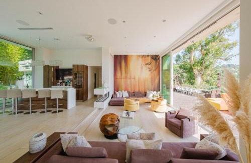 The Flats Apartment | Zen Estate