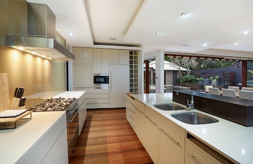 Wamberal House | ZEN- Heated Pool (Sep to May), 5 Bedrooms, Wamberal Lake Front