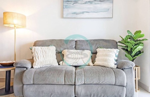 Darwin City Centre Apartment | Zen Sea View 2BR, 2BA Penthouse