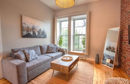 Plateau Mont Royal Apartment | ZEN - SelfCheckIn - Rooftop - Terraces - St-Denis