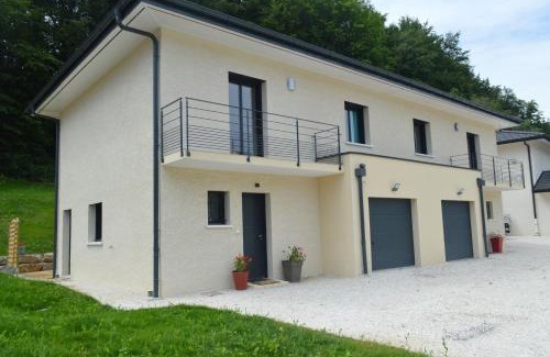 Cruseilles House | Zen Vanilla Home, Maison exotique entre Annecy et Geneve