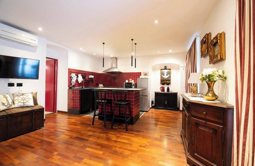 Castelletto Apartment | Zena Home - Elegant apartment near the historic center