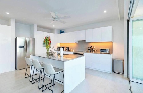 Westmoreland Apartment | ZenBreak Villa Ferraj 3 bd