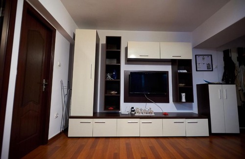 Old Town Apartment | Zenia Piata Ovidiu Apartament