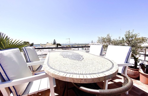 Olhao House | Zenit charm fisherman house car free pet friendly