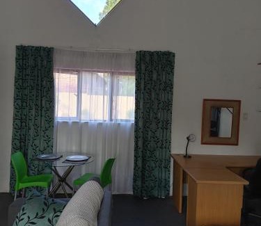 Faerie Glen Apartment | Zenith Guesthouse
