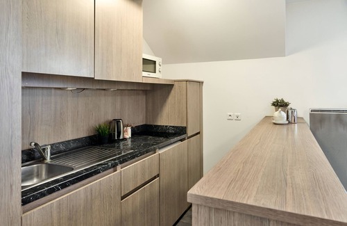 Roissy-en-France House | Zenitude Hôtel - Résidences Roissy Village