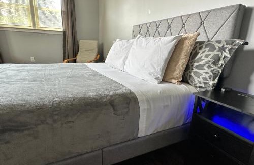East Meadow House | ZenOasis pvt BedBath Studio by NUMC