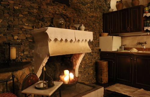 Andritsaina Villa | Zenterra -Country house With swimming pool