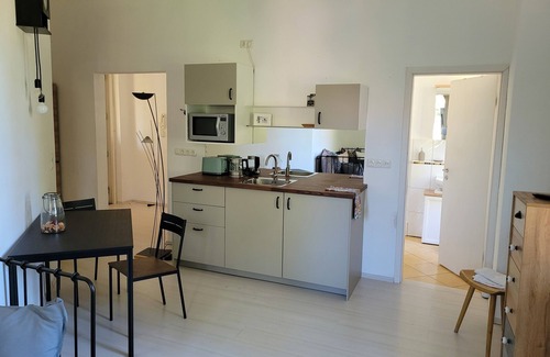 Maxhutte-Haidhof Apartment | Zentral und Ruhig Gelegene Alte Villa
