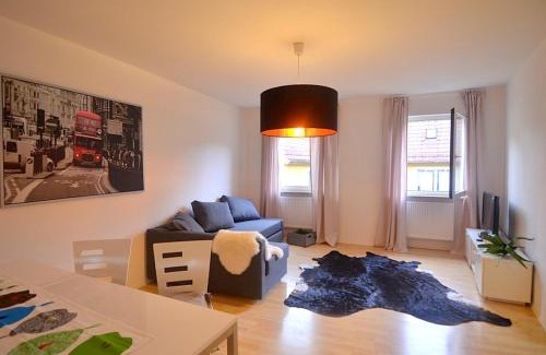 Wurzburg City Centre Apartment | Zentrale Altstadtwohnung im historischen Riemenschneiderhaus