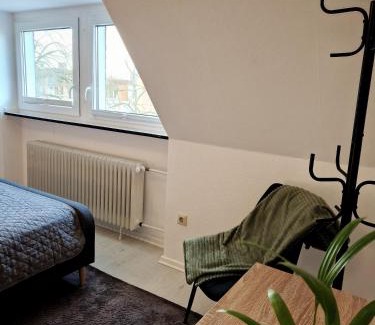 Wiemelhausen Apartment | Zentrale Ferienwohnung direkt am Bergmannsheil mit Parkplatz & WLAN