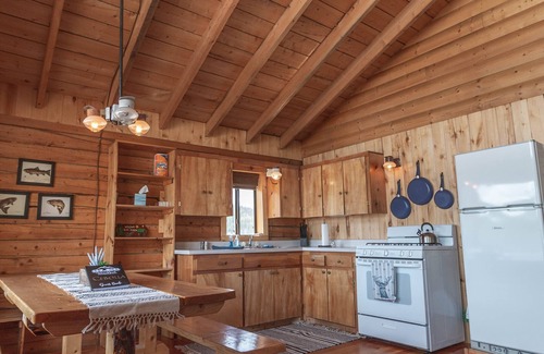 Lake City Cabin | Zero Technology and100% Nature