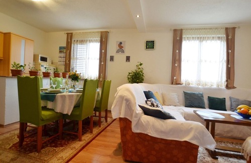 Catez ob Savi House | Zevnik Quiet Retreat with Stunning Views and Equestrian Activities - Family Room with Private Bathroom 8