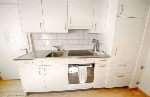 Langstrasse Apartment | ZH Keita - Stauffacher HITrental Apartment