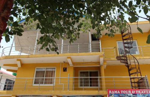 Suja House | Zhim Zhim Guest House
