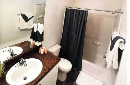 Paradise Hills Civic Apartment | Zia Sun Haven, a 2-bedroom apartment in beautiful Albuquerque with WiFi, AC