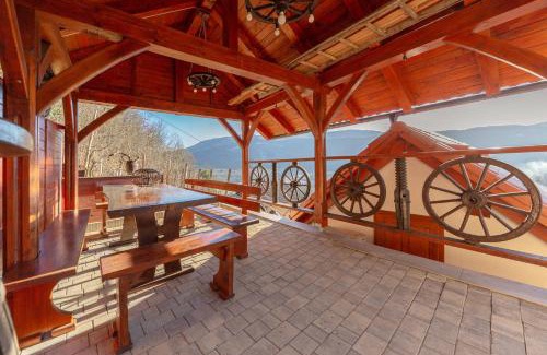 Zuzemberk Apartment | Zidanica med Trtami