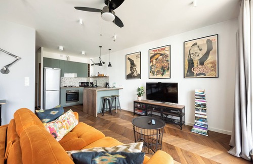 Targowek Apartment | Zielone Zacisze Retro Studio