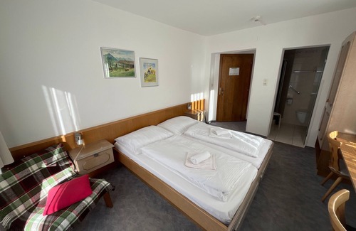 Obsteig Bed & Breakfast | Zimmer 11/2bett mit Balkon - Pension Alpina