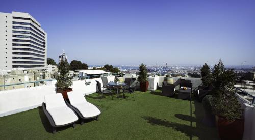Haifa Apartment | Zimmer Garden