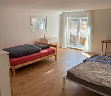 Stockheim-Leiferde House | Zimmer in Haus mit Garten
