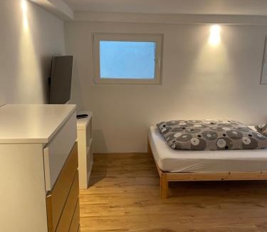 Stockheim-Leiferde House | Zimmer in Haus mit Garten