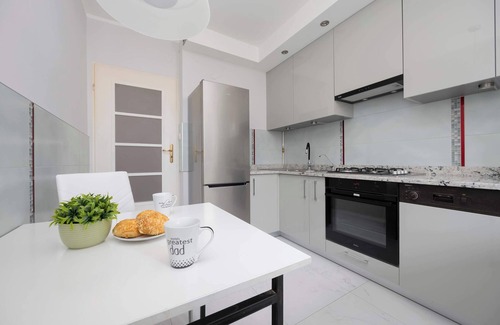 Srodmiescie Połnocne Apartment | Zimna 2 | Spacious Apartment | Smart TV