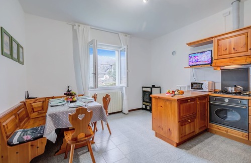 Armeno Apartment | Zio Enry Terrace Apartment Orta Lake, Armeno, Italy