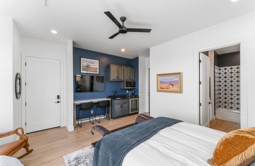 Hurricane House | Zion Escape Casita at Sand Hollow – Very Comfortably Sleeps 3