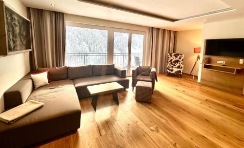 Kappl Apartment | Zirben Luxus Apartments mit SPA und Pool direkt in Kappl