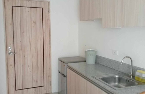Poblacion District Apartment | Zkypod Inspiria A