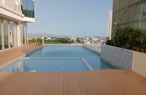 Poblacion District Apartment | Zkypod Inspiria A