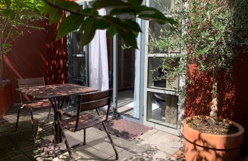 Utrecht City Center Bed & Breakfast | Zocher6 a monumental town house in the city center