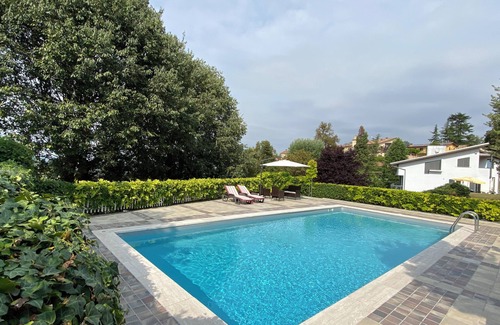 Moncalvo Villa | Zoe's. Country villa. The pleasure to be surrounded by lawn and garden