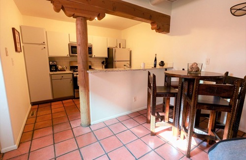 Downtown Santa Fe Villa | Zona Rosa 75, San Antonio