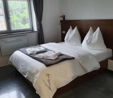 Geinberg House | Zum kleinen Italiener - Ristorante Pizzeria Pension