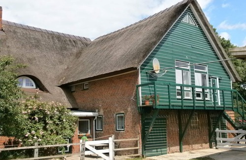Heidmuhlen Apartment | Zum roten Gaul, vacation apartment on the upper floor - Holiday apartment zum roten Gaul on the upper floor