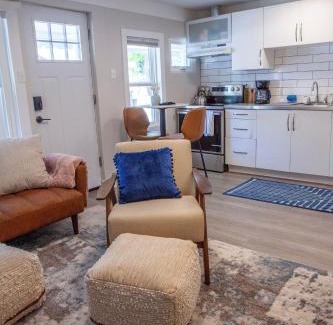 Berkley Apartment | Zuni St Motor Inn- Bike, Dine, Explore Denver