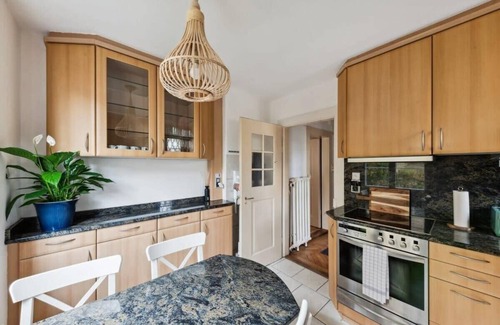 Unterstrass House | Zurich Adventure Awaits: Charming Central Home