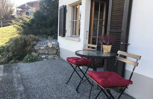 Zweisimmen Apartment | Zweisimmen Budget Mountain View Room