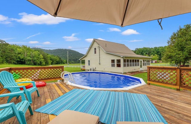 1,600 Acres | Pool | Pond | Fishing | | WiFi near Red River Gorge, KY!