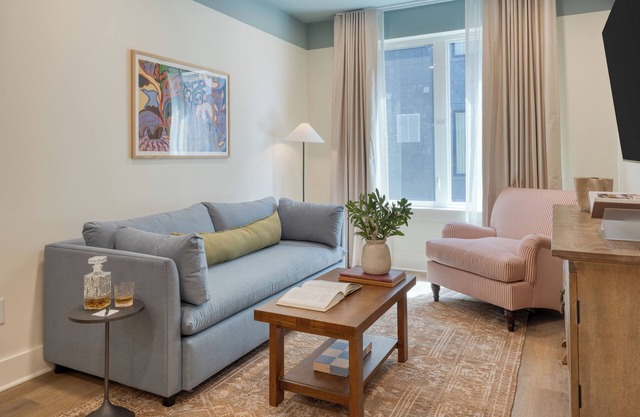 1 BDR Suite at The Gilmore Hotel by AvantStay