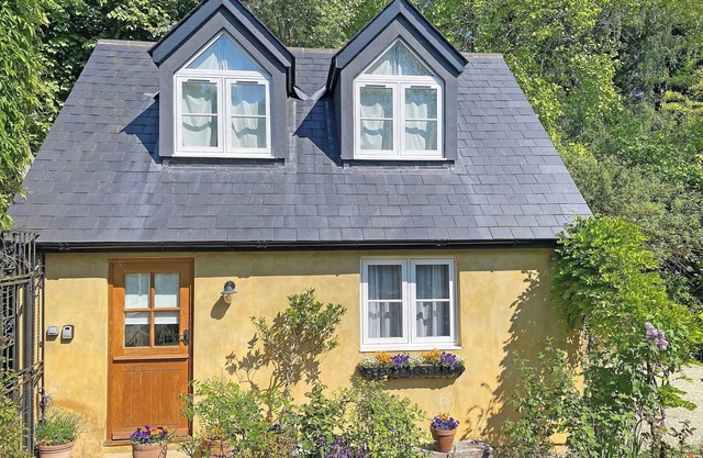 1 bedroom accommodation in Lower Heyford, near Oxford
