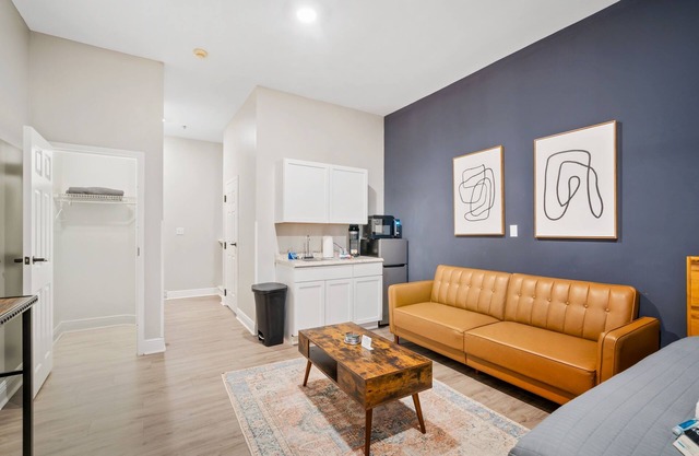 1 Bedroom Apartment at Oak + Fountain - #7