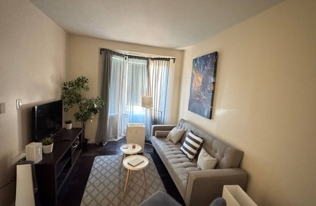 1 bedroom LESLIEVILLEn