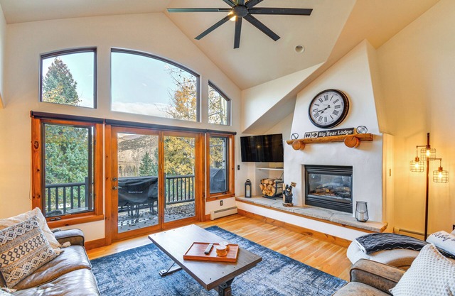 1 Mi to Beaver Creek Resort: Townhome w/Hot Tub