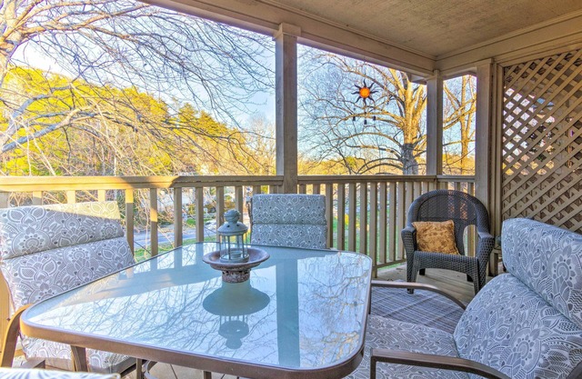 1 Mi to Lake Lure: Studio w/Resort Amenities
