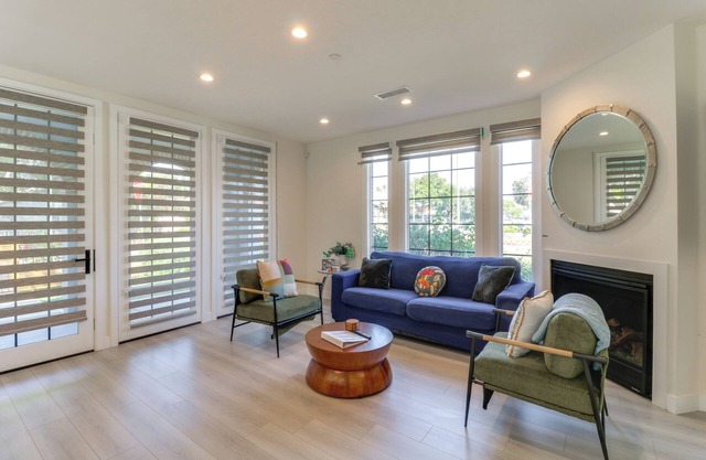 1 Mi to Rose Bowl: Pasadena Home w/Fenced Yard!