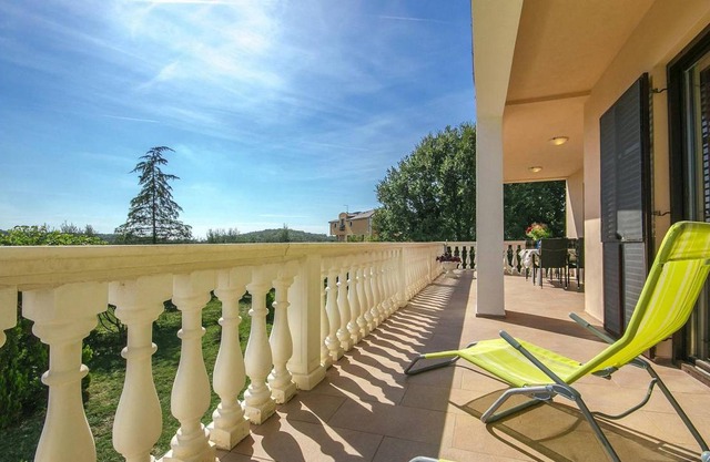 100 m² Apartment ∙ 2 bedrooms ∙ 4 guests